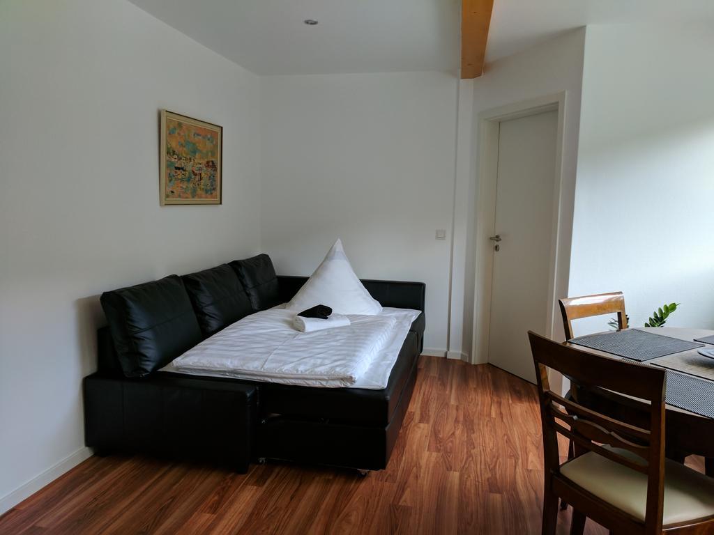 Ferienwohnung "Zum Klosterruinenblick" Kröv エクステリア 写真